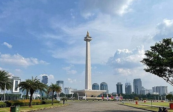 monas